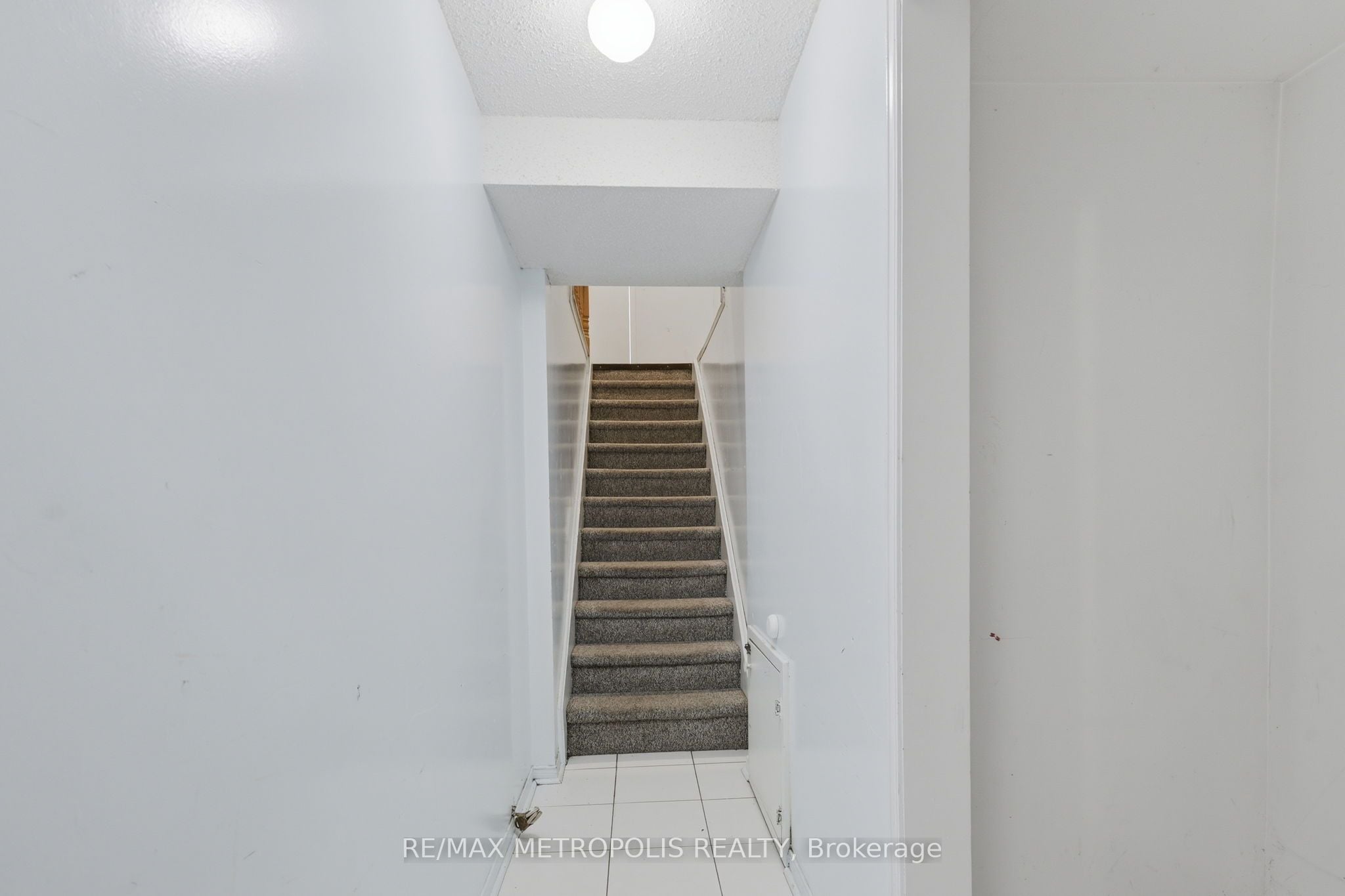 Additional image 4 of BSMT-584 Strouds Lane, Pickering, ON, L1V 4S6