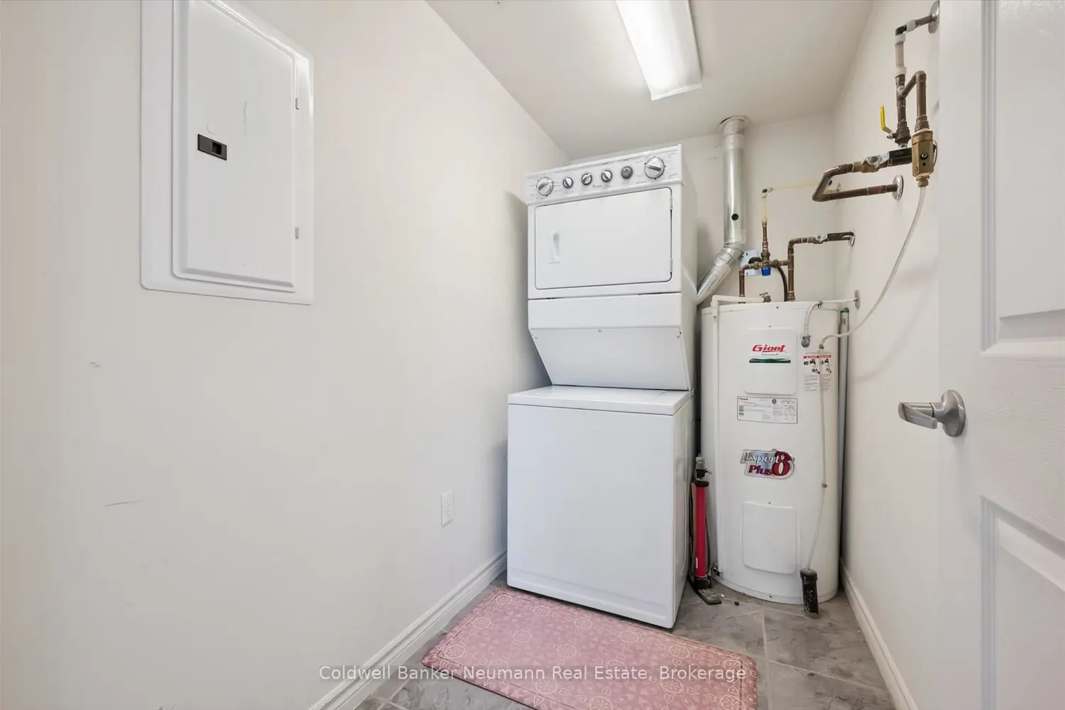 Additional image 14 of 45 Kingsbury Square 209