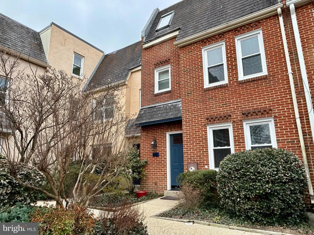 Additional image 2 of 4416 Lingan Road NW, Washington, DC 20007