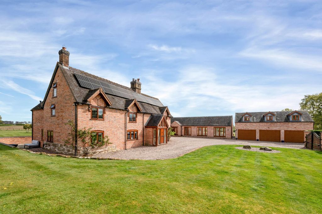 Additional image 3 of 6 bed detached house for saleGrange Road, Knightley, Stafford, Staffordshire ST20
