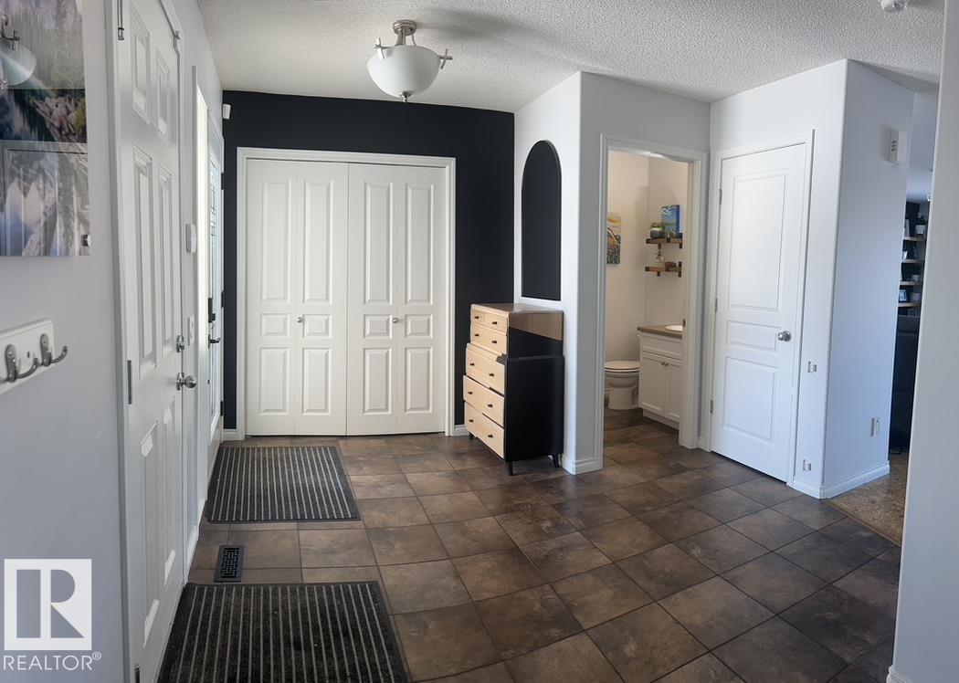 Additional image 4 of 5112 159 Avenue NW, Edmonton, AB, T5Y0M4