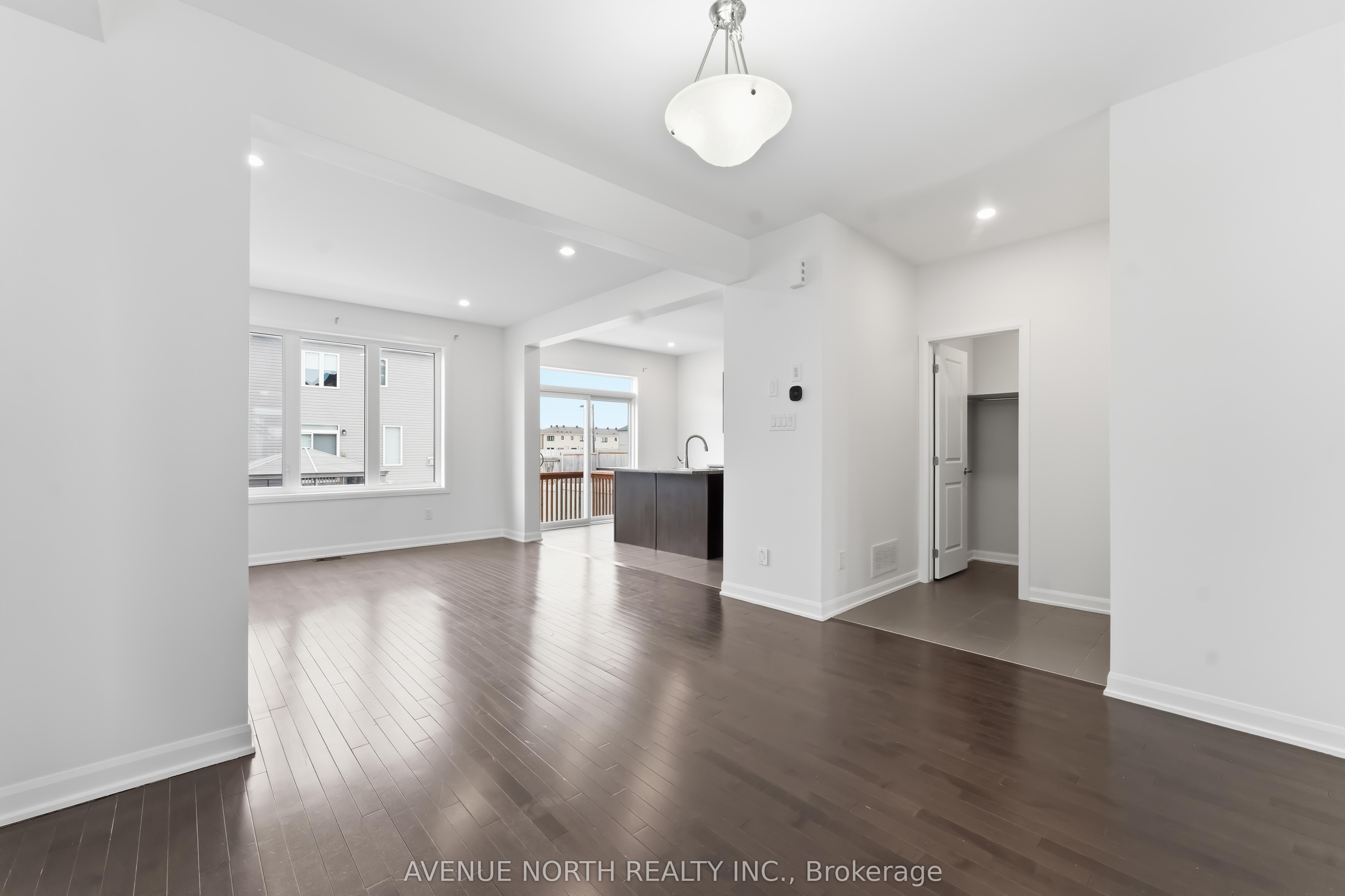 Additional image 6 of 2082 Caltra Crescent, Ottawa, ON, K2J 6V4