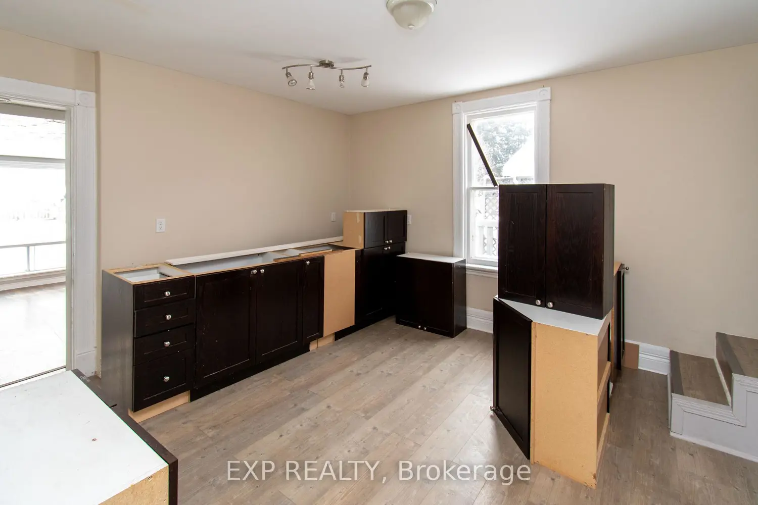 Additional image 15 of 80 Burton Avenue