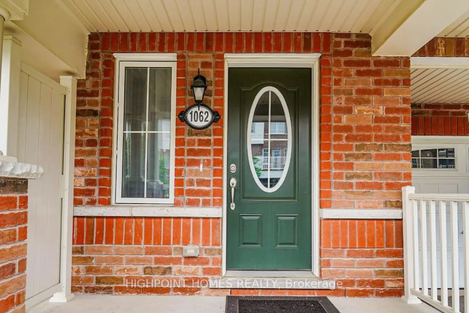 1062 Clipper Lane photo 4