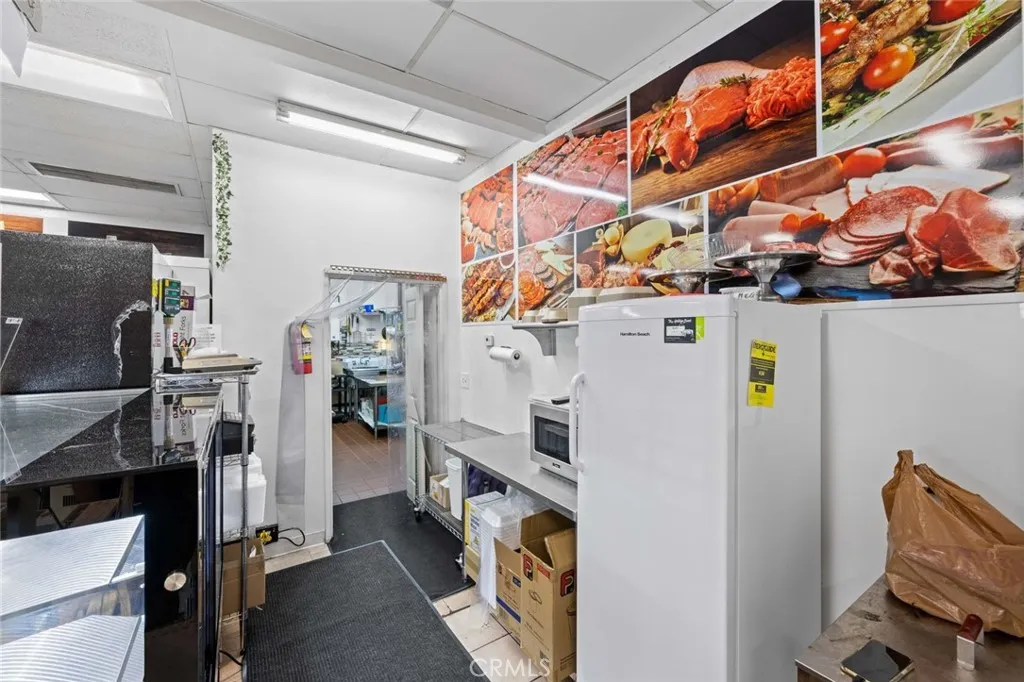 Additional image 42 of 6023 Reseda Boulevard, Tarzana, CA 91356