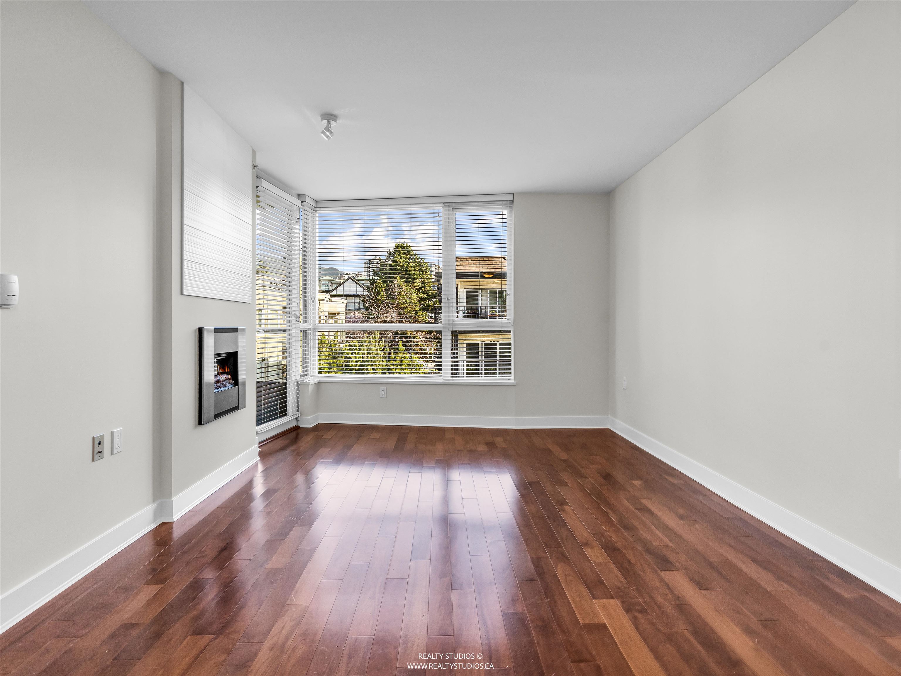 Additional image 4 of 506-160 3rd Street W, North Vancouver, BC, V7M 0A9