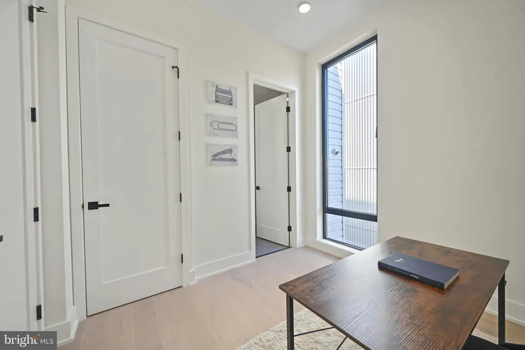 Additional image 19 of 517 Montana Avenue NE Unit 3A, Washington, DC 20017