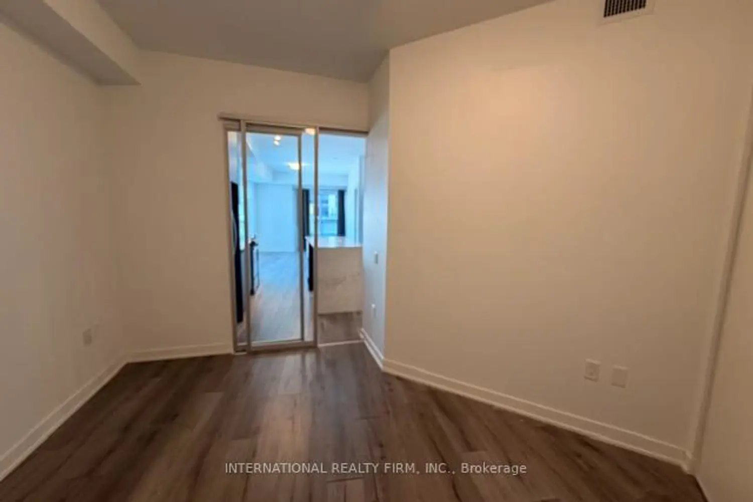 Additional image 14 of 395 Dundas Street 318