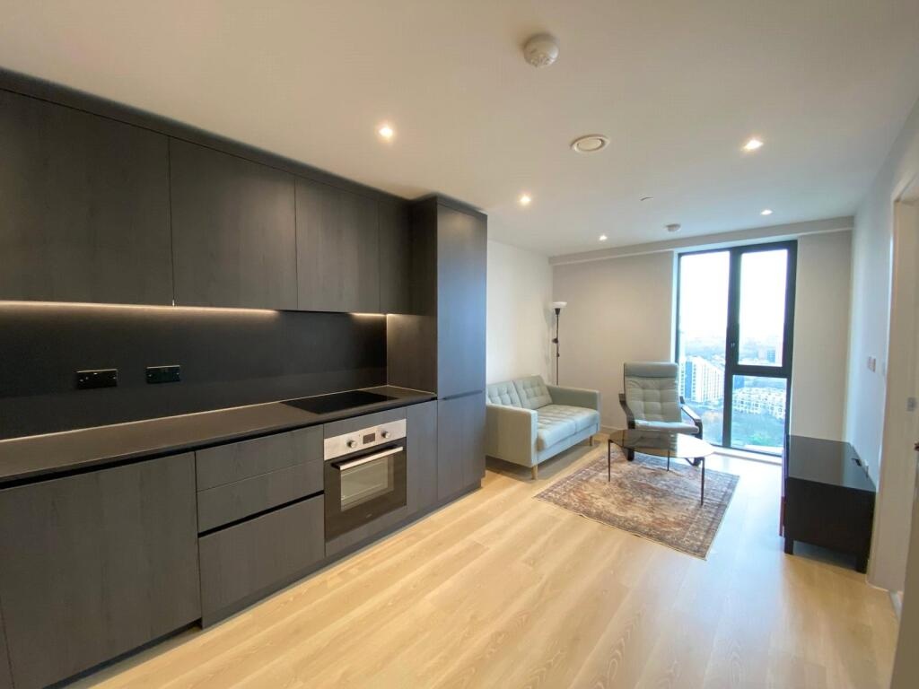 1 Bed Flat, Dutton St, M3, N1 7GU