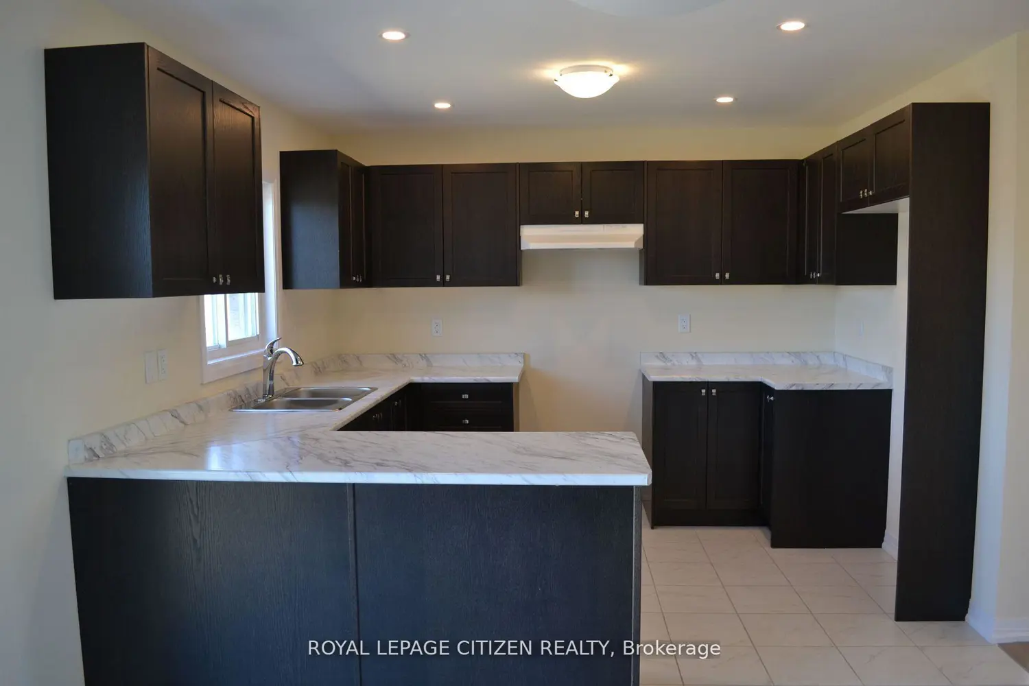 Additional image 9 of 41 Carew Boulevard