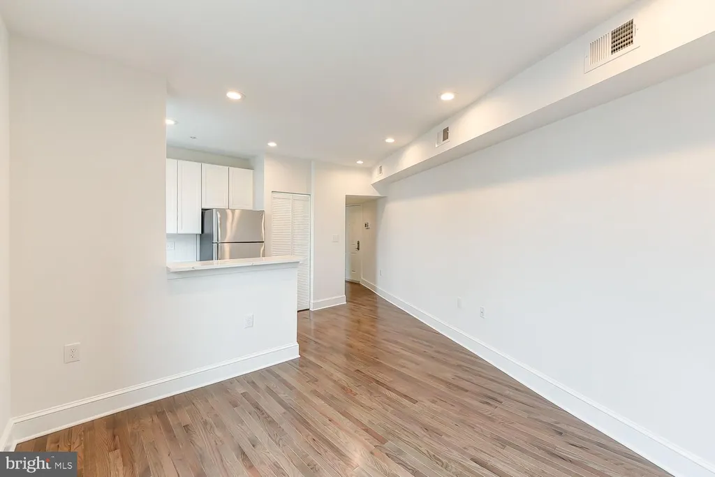 Additional image 10 of 1201 Q Street NW Unit 304, Washington, DC 20009