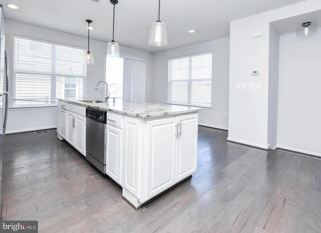 Additional image 13 of 608 1/2 Parkside Place NE, Washington, DC 20019