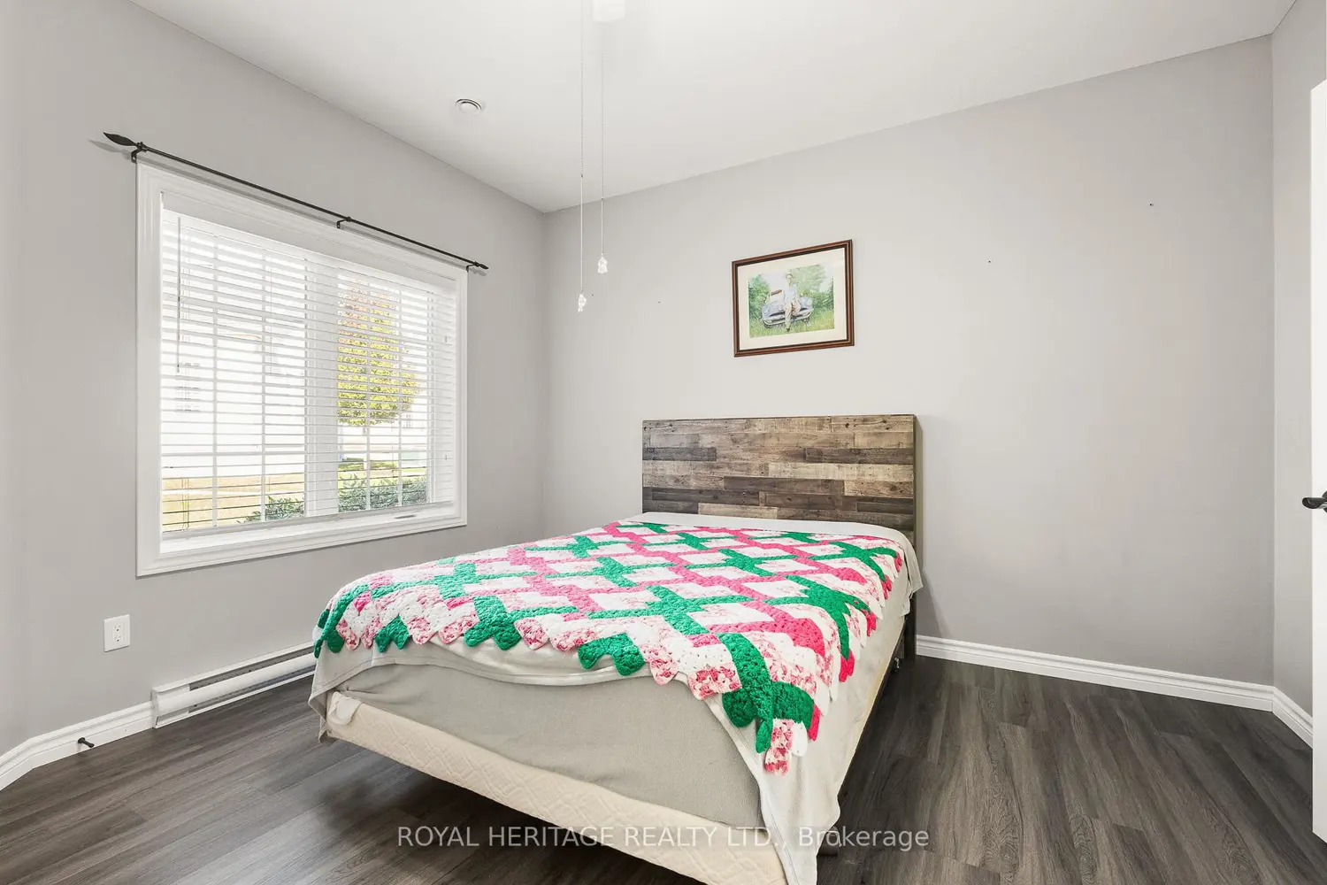 Additional image 15 of 300 Croft Street 2001