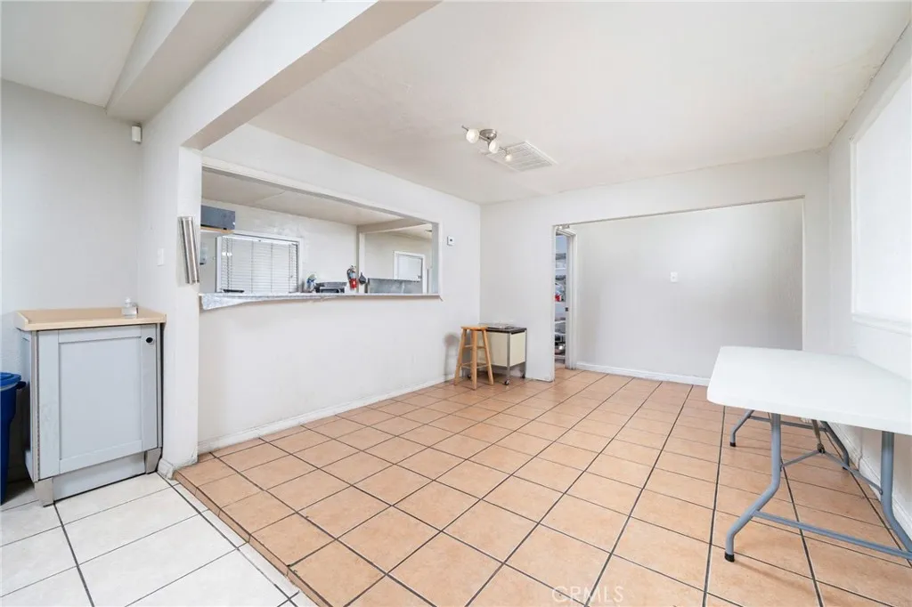 Additional image 59 of 25014 5th Street, San Bernardino, CA 92410