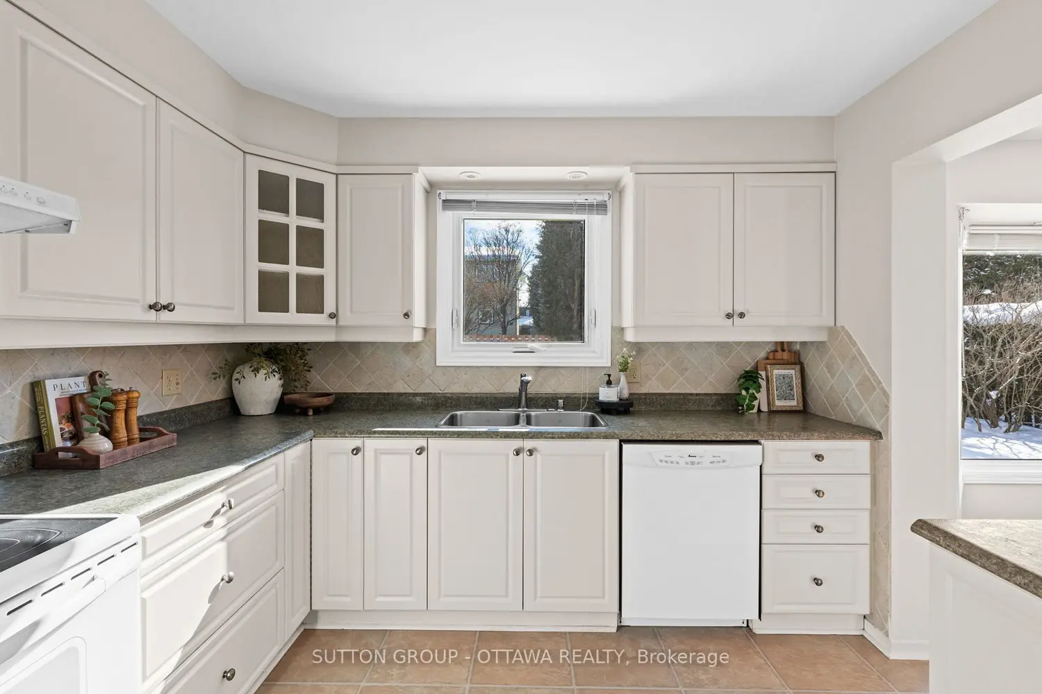 Additional image 4 of 908 Chaleur Way