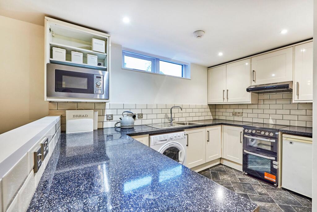 Additional image 5 of Holmes Court, Carlisle Avenue, St Albans, Hertfordshire, AL3