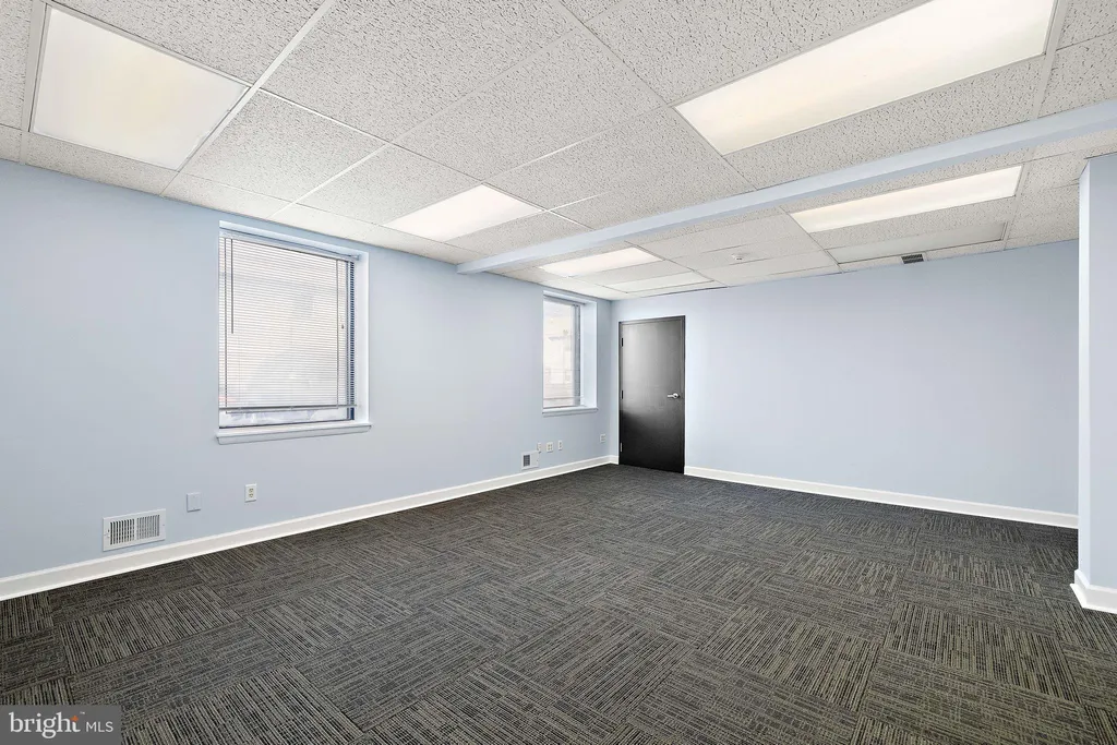 Additional image 20 of 2400 W 4th Street, Wilmington, DE 19805