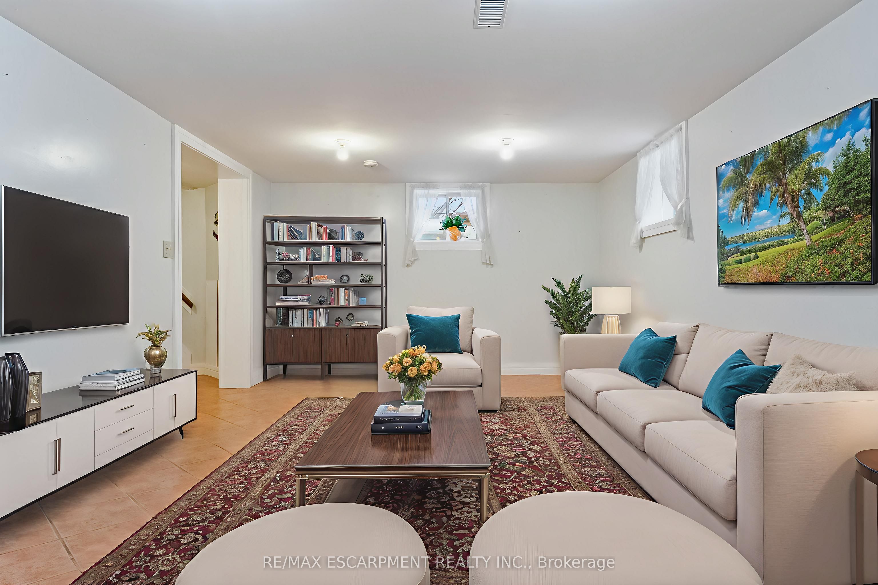 Additional image 3 of Lower-249 Southview Road, Oakville, ON, L6K 2P2