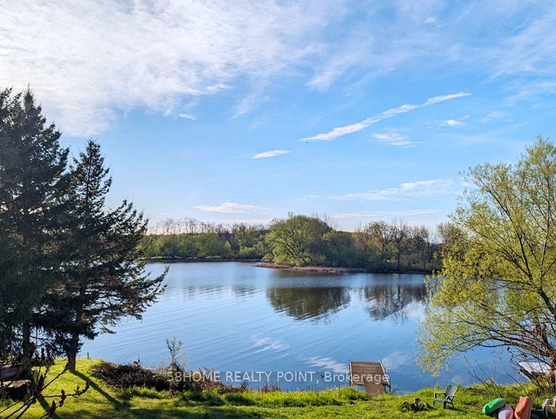 16 North Marysburgh Court, Prince Edward County, ON, K0K 2T0