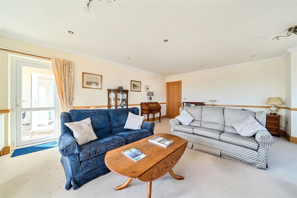 Additional image 3 of 4 bed flat for salePalm Court, 8 Coastguard Road, Budleigh Salterton, Devon EX9