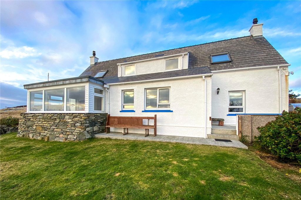 3 bed detached house for saleUpper Carloway, Isle Of Lewis, Eilean Siar HS2