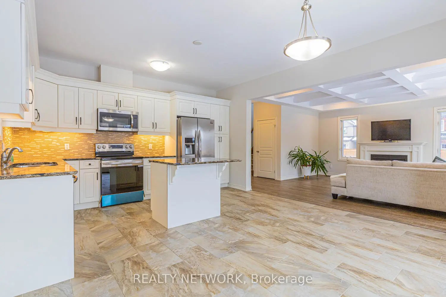 Additional image 8 of 70 Spruce Crescent