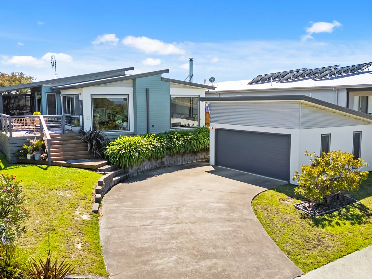 11 Bream Road, Lake Tyers Beach VIC 3909