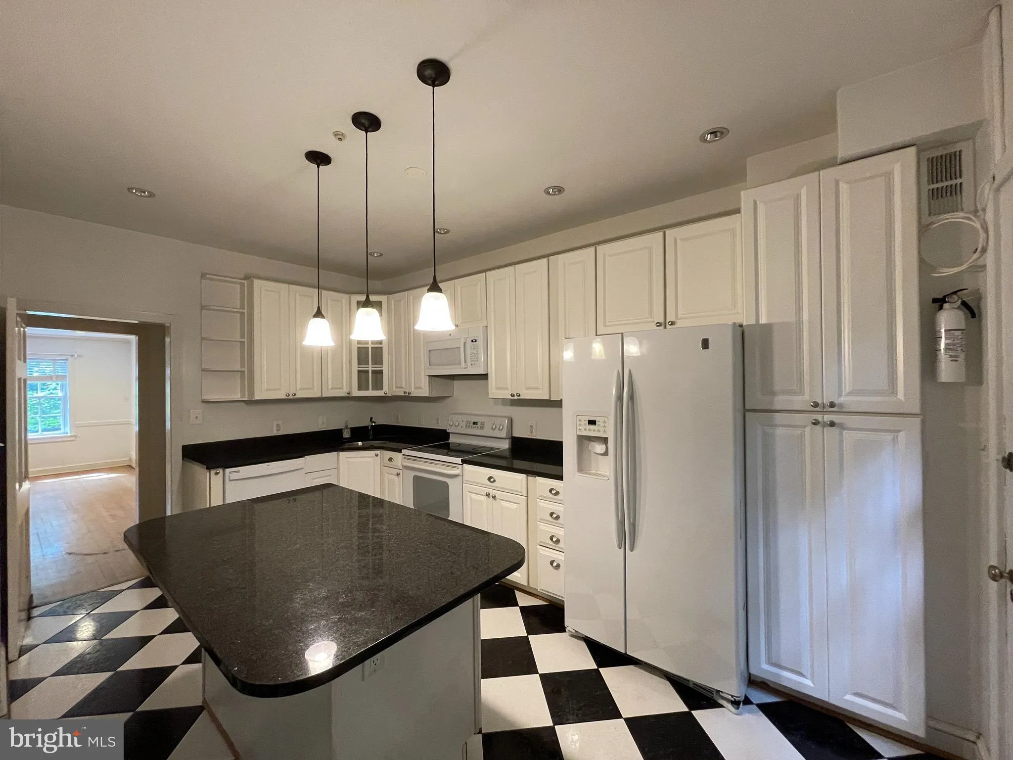 Additional image 38 of 2527 Waterside Drive NW, Washington, DC 20008