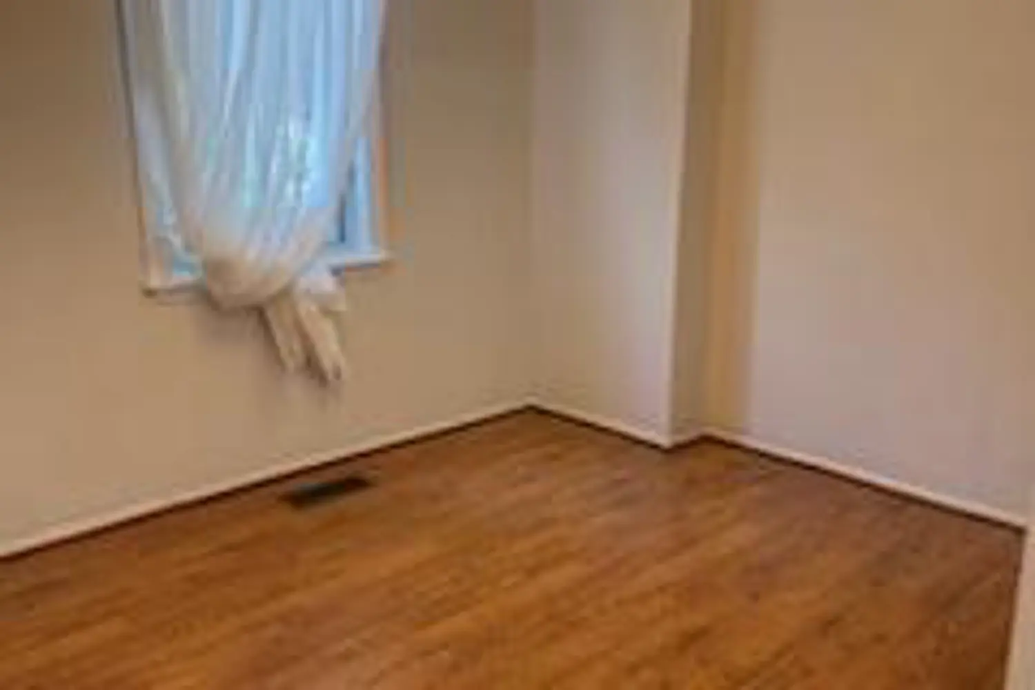 Additional image 12 of 25 Dundas Street