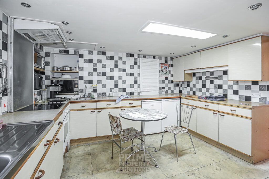 Additional image 5 of 2 bed flat for sale5 Cowgate, Mauchline KA5