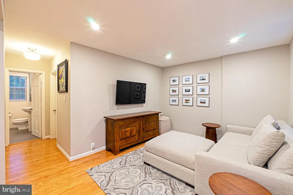 Additional image 9 of 3400 39th Street NW Unit A715, Washington, DC 20016