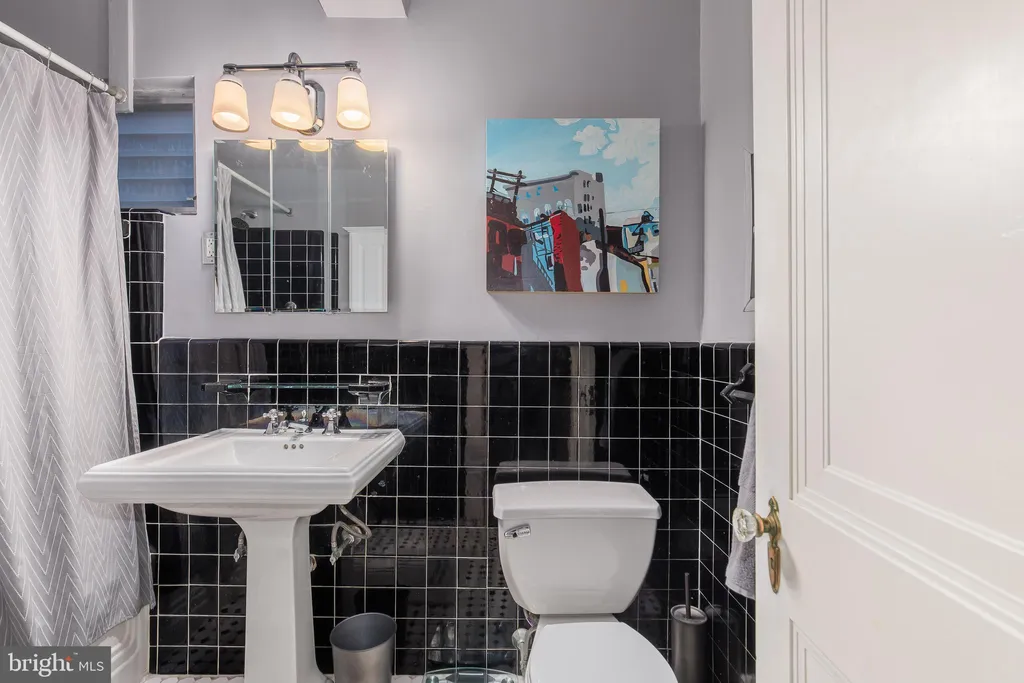 Additional image 16 of 4000 Cathedral Avenue NW Unit 642B, Washington, DC 20016