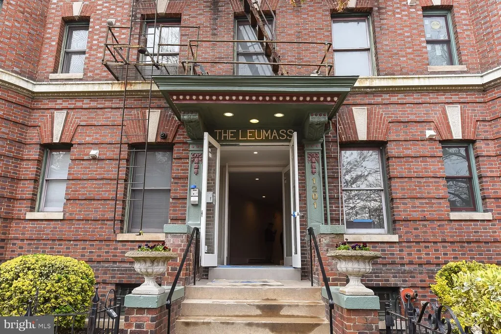 1201 Q Street NW Unit 304, Washington, DC 20009