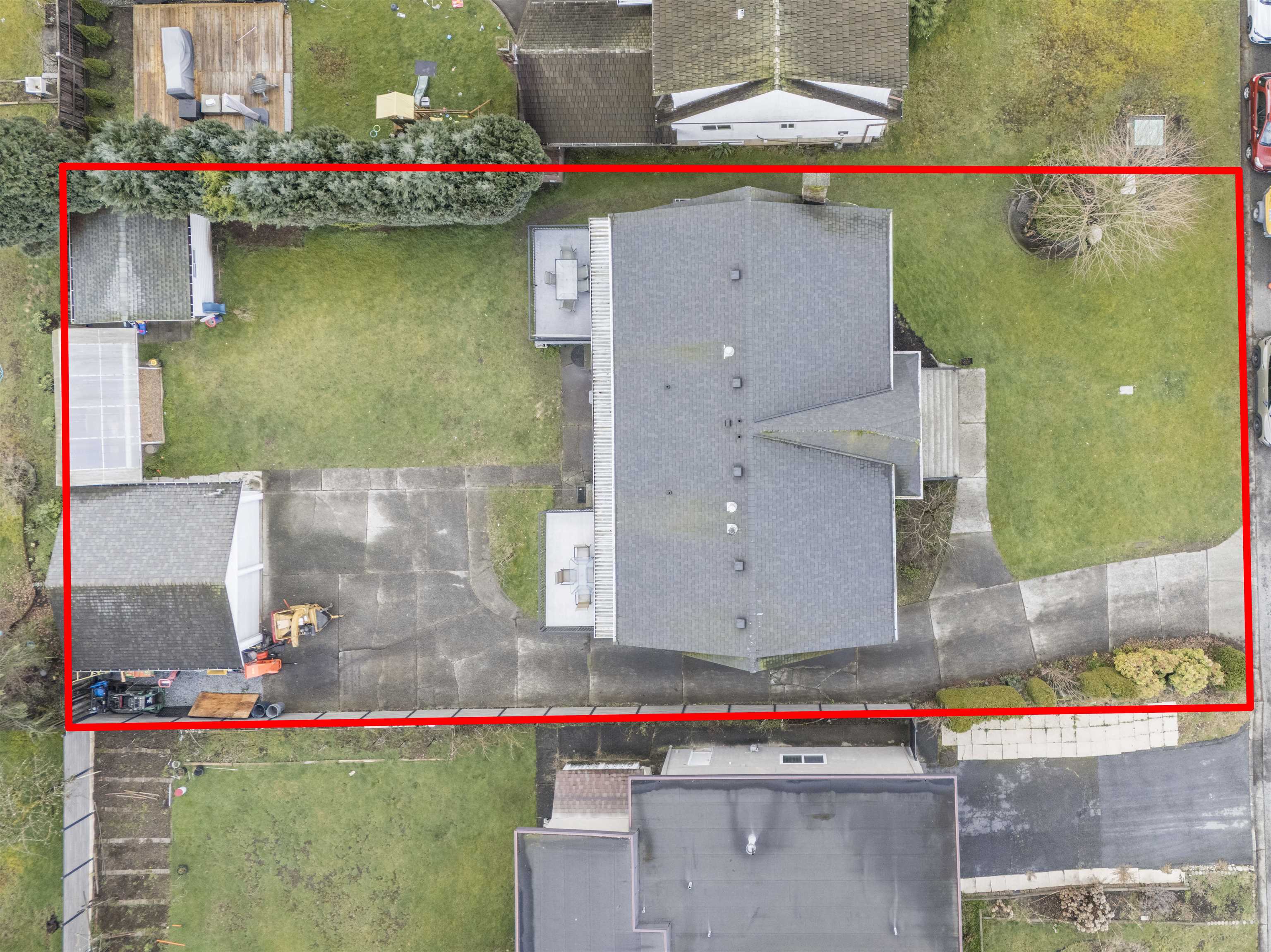 Additional image 3 of 1570-1572 Giles Place, Burnaby, BC, V5A 3K6