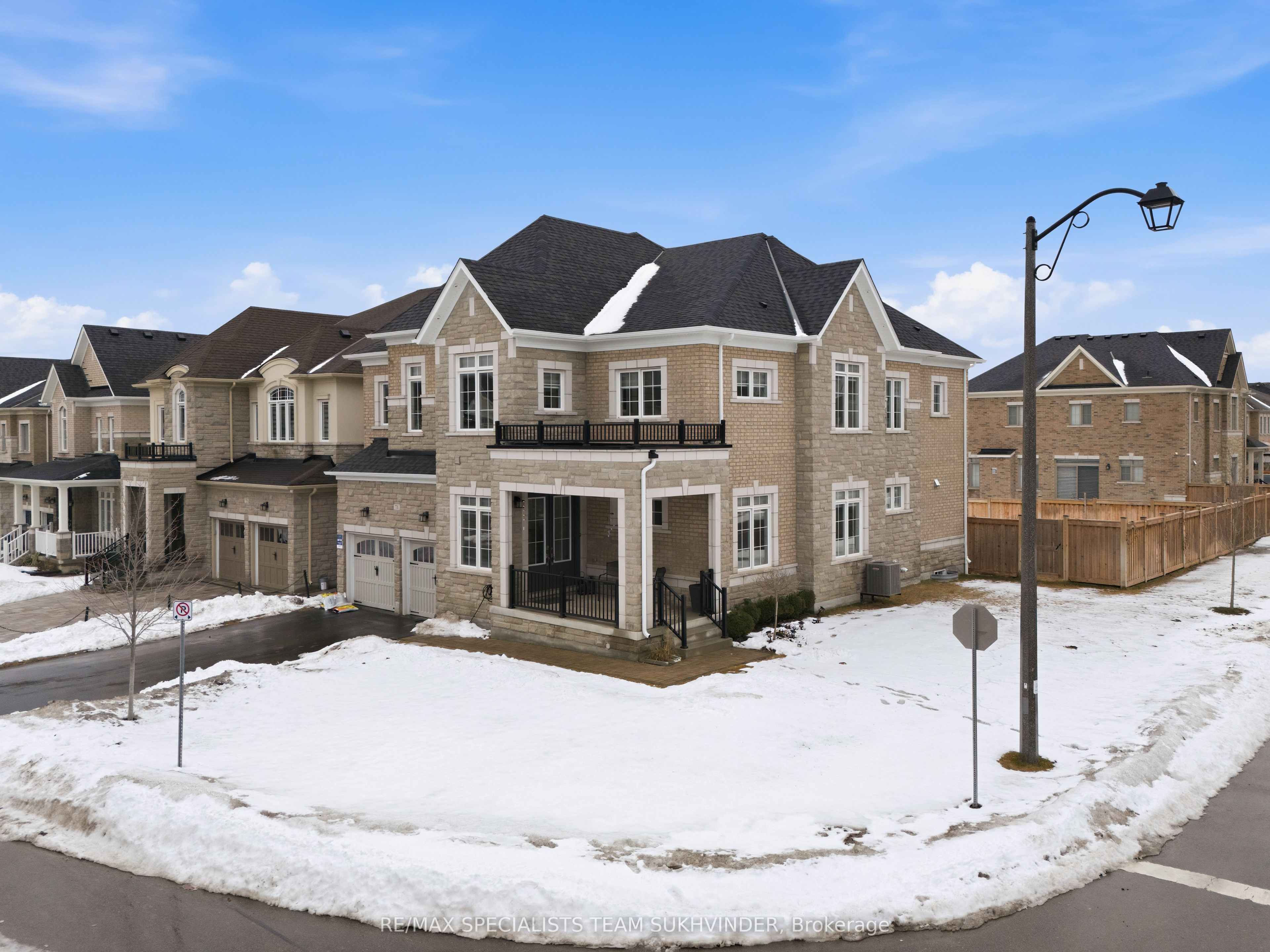 Additional image 3 of 73 Arthur Griffin Crescent, Caledon, ON, L7C 4G1
