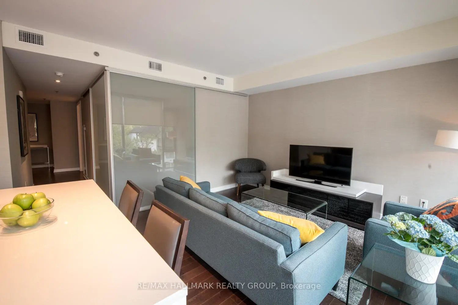 Additional image 9 of 300 Lisgar Street 201