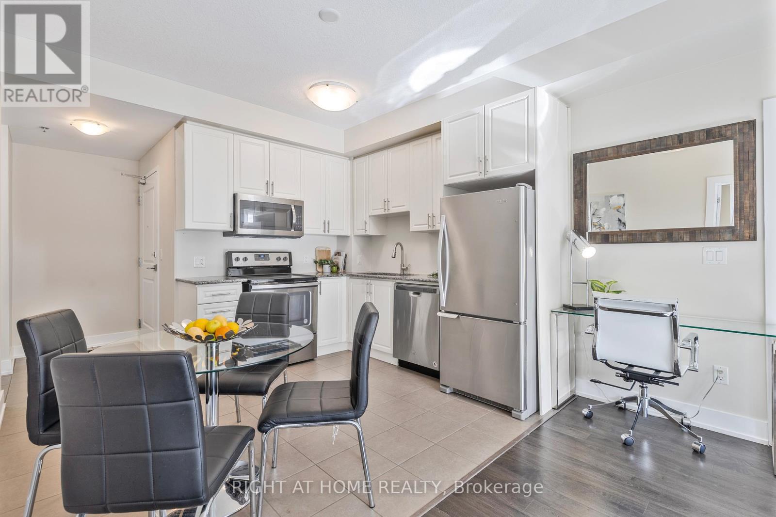 2486 Old Bronte Road, Oakville, ON, L6M4J2