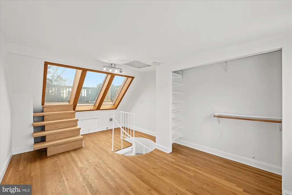 Additional image 11 of 1318 35th Street NW Unit 6, Washington, DC 20007