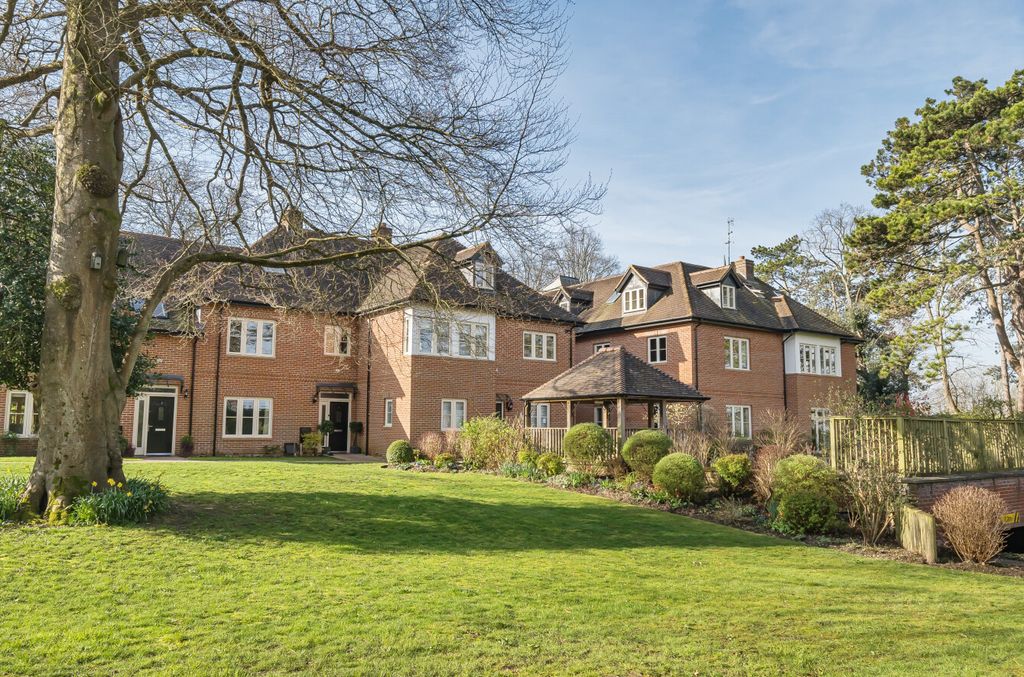 Additional image 13 of 3 bed flat for saleMilesdown Place, Winchester, Hampshire SO23