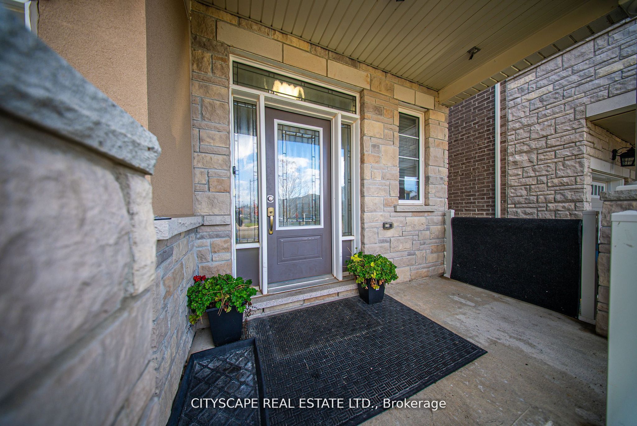 Additional image 3 of 28 Celano Drive, Hamilton, ON, L8B 1V3