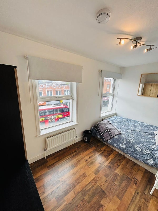 Additional image 9 of Room in a Shared Flat, Albany Road, SE5, N1 7GU