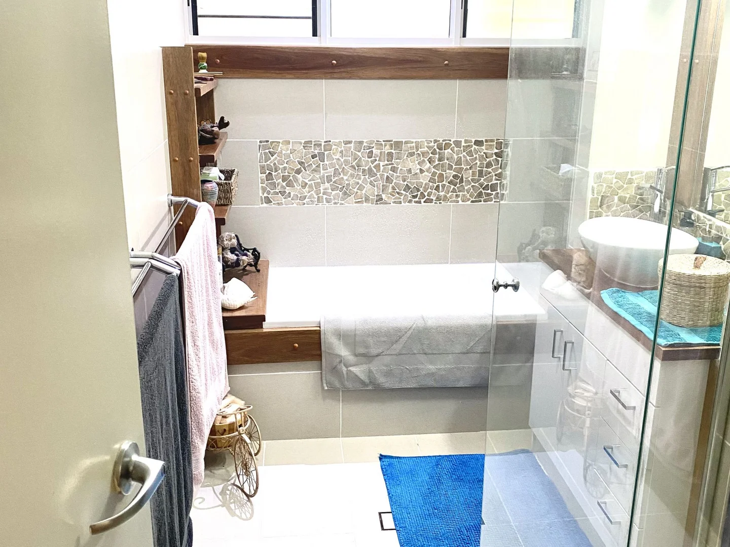 Additional image 22 of 2D/5 Lorna Lim Tce, Driver NT 0830