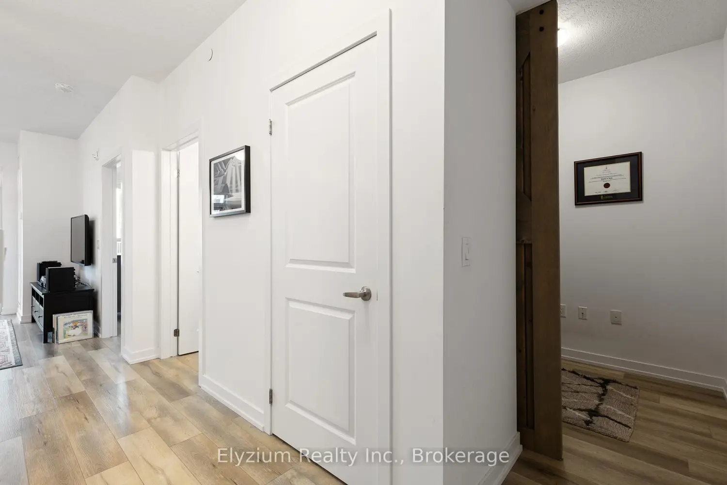 Additional image 17 of 5055 Greenlane Road 127