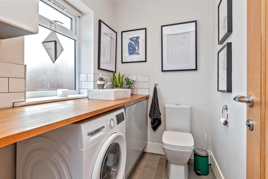 Additional image 6 of Townsend Drive, St Albans