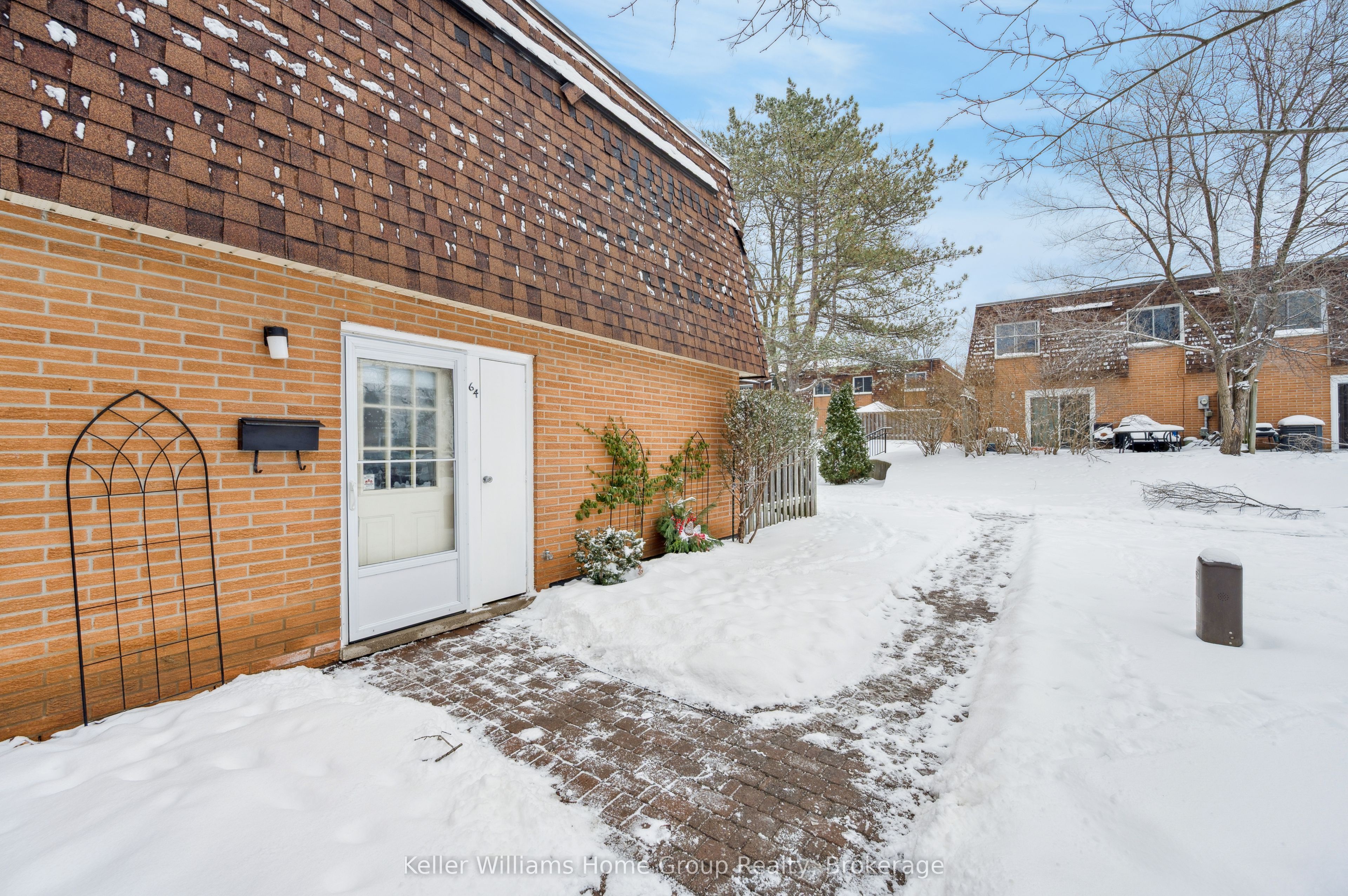 Additional image 5 of 64-120 Country Club Drive, Guelph, ON, N1E 3K7