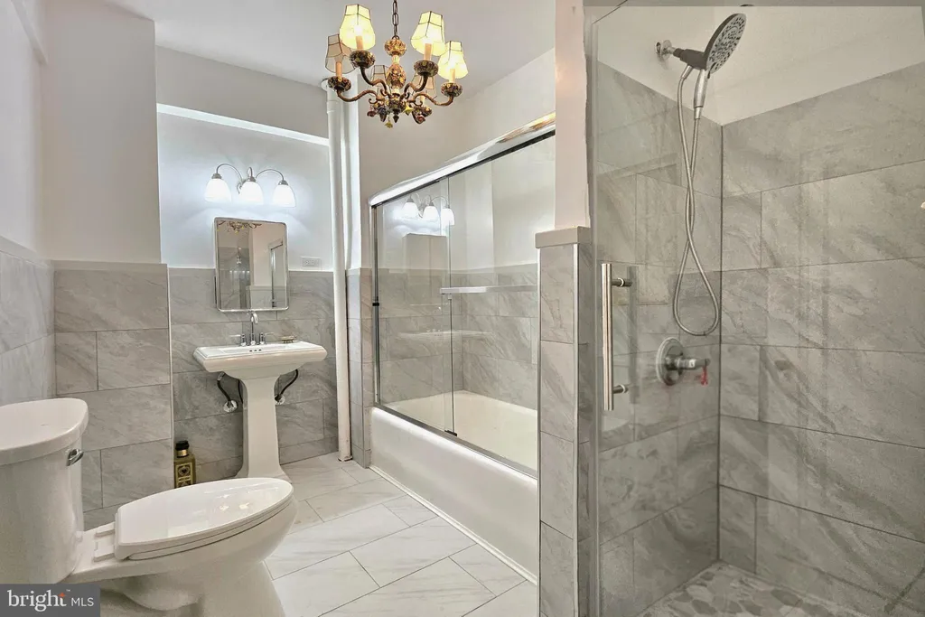 Additional image 10 of 2101 Connecticut Avenue NW Unit 6, Washington, DC 20008