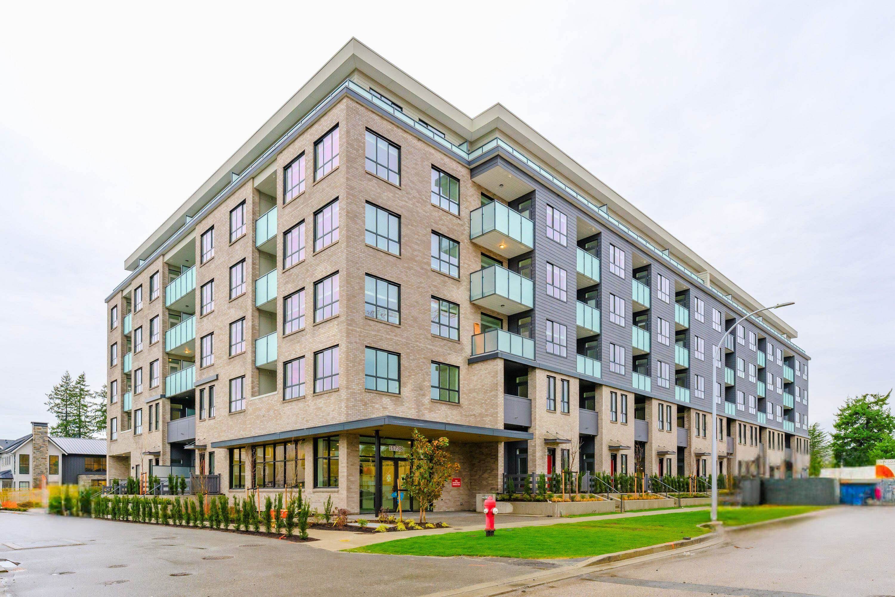 12*-15733 85 Avenue, Surrey, BC, V4N 6W8