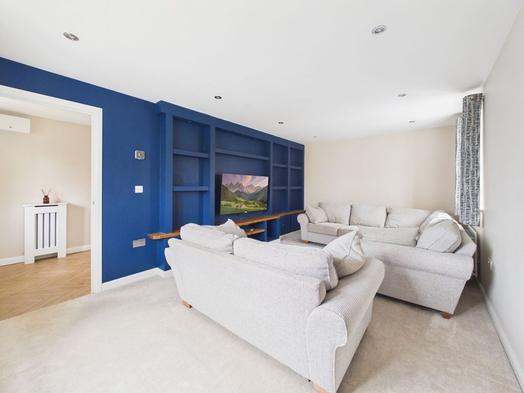 Additional image 9 of 3 bed semi-detached house for saleRoberts Road, Silverstone NN12