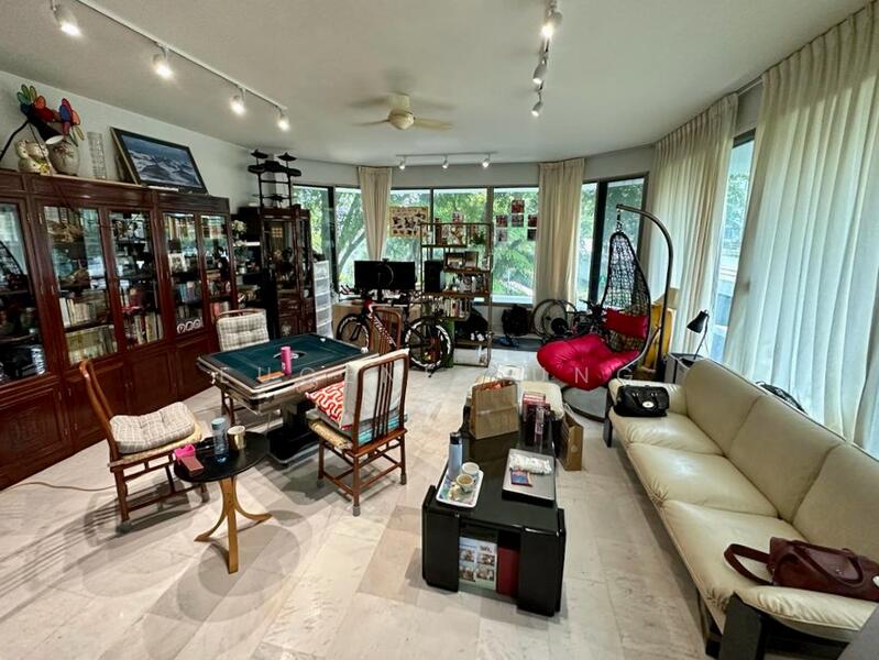 Additional image 3 of 21 Holland Park