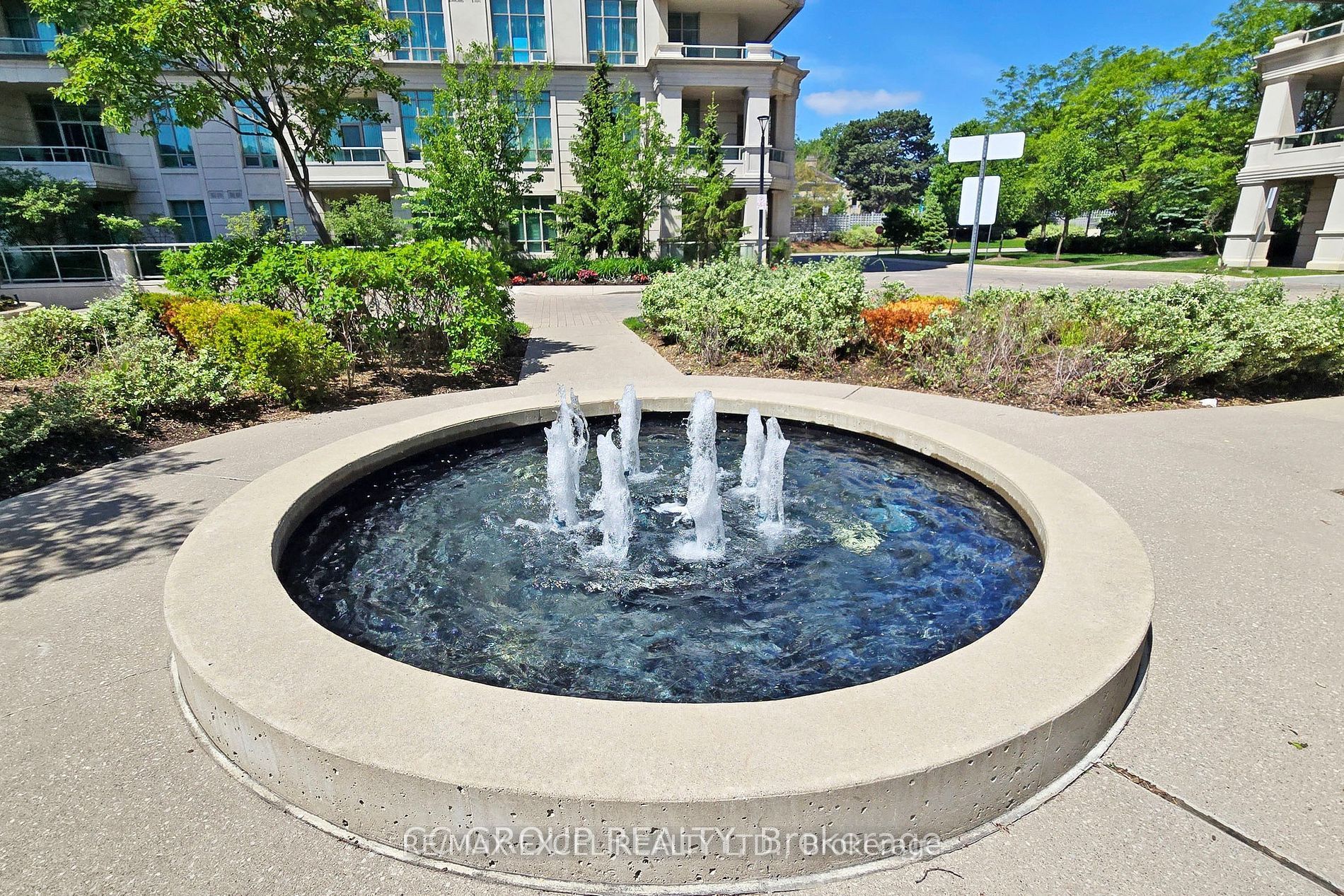 Additional image 3 of 1011-20 Bloorview Place, Toronto, ON, M2J 0A6